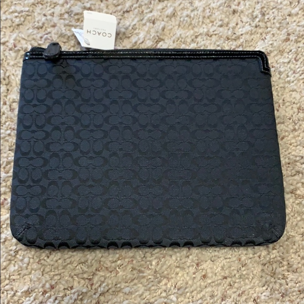 NWT Coach Signature print Table Sleeve